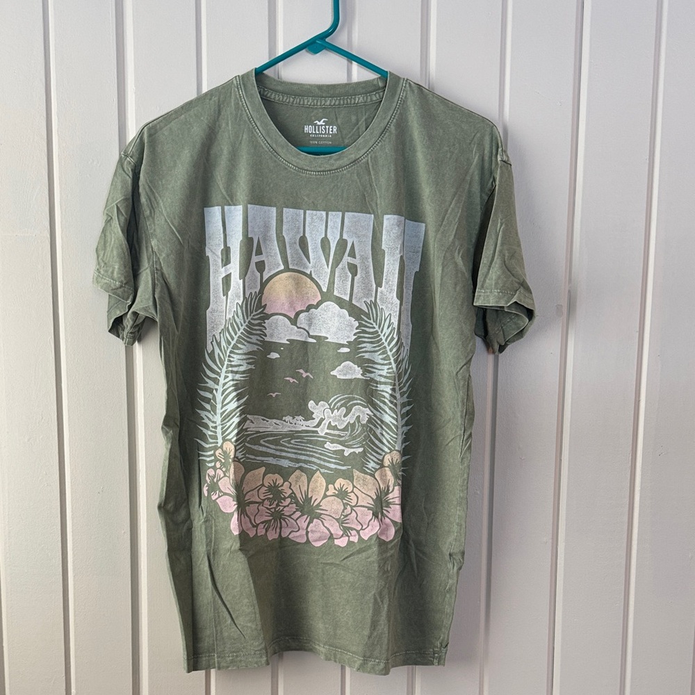Hollister Olive Hawaii Graphic Tee